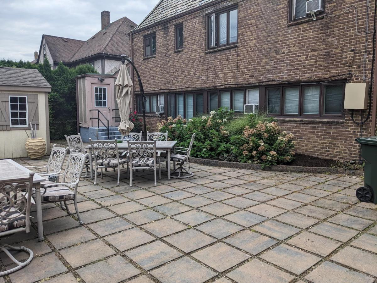 The Oaks B&B Hotel And Spiritual Center 제임스타운 외부 사진